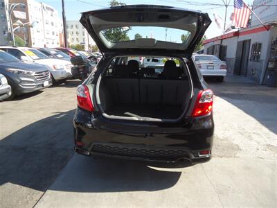 2011 Toyota Matrix   - Photo 9 - Van Nuys, CA 91405