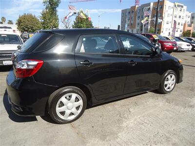 2011 Toyota Matrix   - Photo 3 - Van Nuys, CA 91405