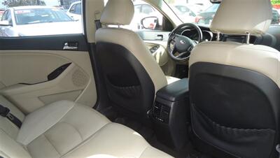 2013 Kia Optima Hybrid EX   - Photo 12 - Van Nuys, CA 91405