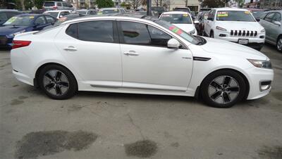 2013 Kia Optima Hybrid EX   - Photo 2 - Van Nuys, CA 91405