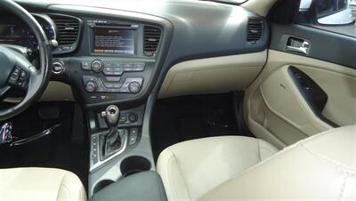2013 Kia Optima Hybrid EX   - Photo 18 - Van Nuys, CA 91405