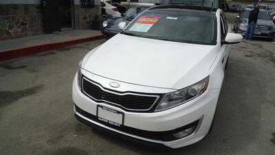 2013 Kia Optima Hybrid EX   - Photo 5 - Van Nuys, CA 91405