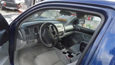 2007 Toyota Tacoma PreRunner   - Photo 17 - Van Nuys, CA 91405