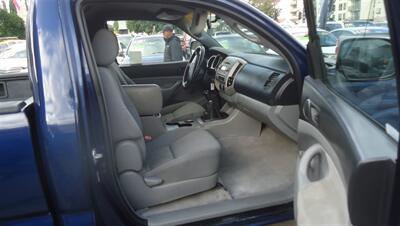 2007 Toyota Tacoma PreRunner   - Photo 13 - Van Nuys, CA 91405