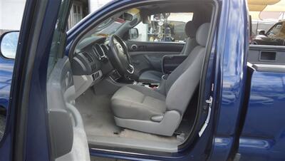 2007 Toyota Tacoma PreRunner   - Photo 16 - Van Nuys, CA 91405
