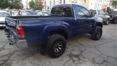 2007 Toyota Tacoma PreRunner   - Photo 4 - Van Nuys, CA 91405