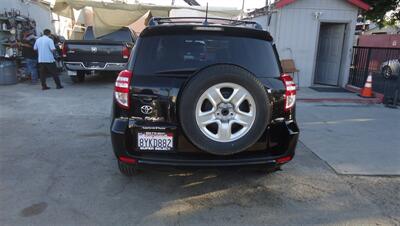 2009 Toyota RAV4 Limited   - Photo 9 - Van Nuys, CA 91405