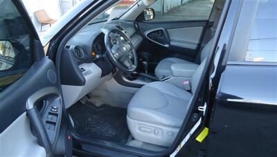 2009 Toyota RAV4 Limited   - Photo 17 - Van Nuys, CA 91405