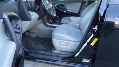 2009 Toyota RAV4 Limited   - Photo 23 - Van Nuys, CA 91405