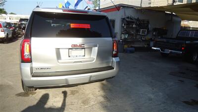 2015 GMC Yukon SLE   - Photo 8 - Van Nuys, CA 91405