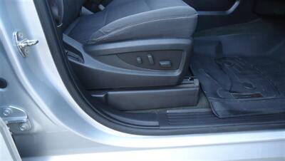 2015 GMC Yukon SLE   - Photo 16 - Van Nuys, CA 91405