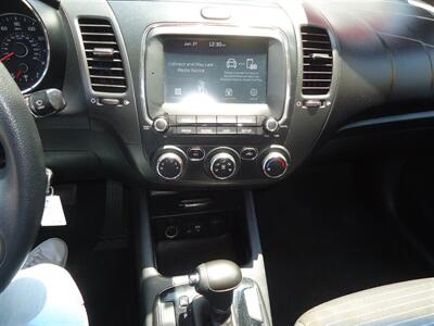 2018 Kia Forte LX   - Photo 23 - Van Nuys, CA 91405