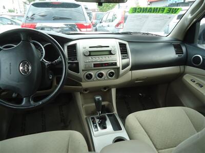 2006 Toyota Tacoma PreRunner V6 - Photo 19 - Van Nuys, CA 91405