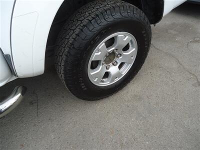 2006 Toyota Tacoma PreRunner V6 - Photo 22 - Van Nuys, CA 91405