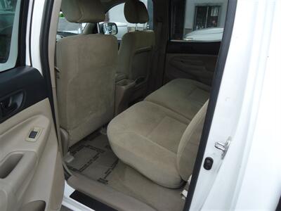 2006 Toyota Tacoma PreRunner V6 - Photo 17 - Van Nuys, CA 91405