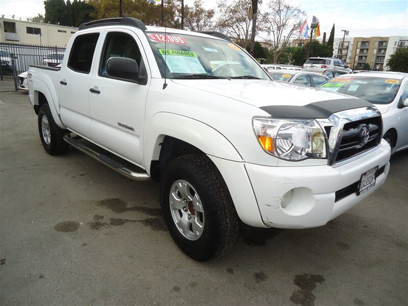 2006 Toyota Tacoma PreRunner V6   - Photo 1 - Van Nuys, CA 91405