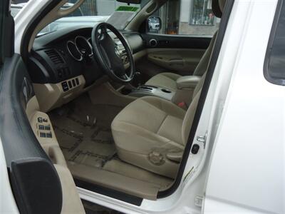 2006 Toyota Tacoma PreRunner V6 - Photo 20 - Van Nuys, CA 91405