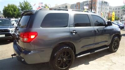 2008 Toyota Sequoia Limited - Photo 4 - Van Nuys, CA 91405