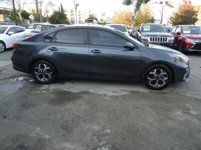 2019 Kia Forte LXS - Photo 3 - Van Nuys, CA 91405