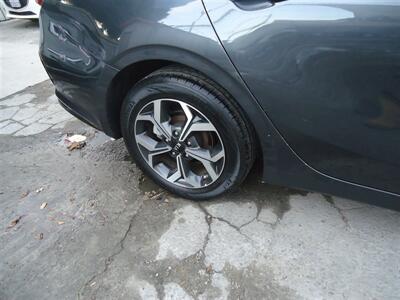 2019 Kia Forte LXS - Photo 17 - Van Nuys, CA 91405