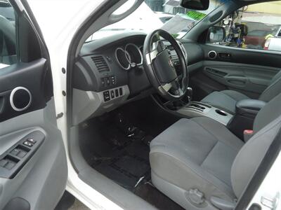 2012 Toyota Tacoma PreRunner V6 - Photo 24 - Van Nuys, CA 91405