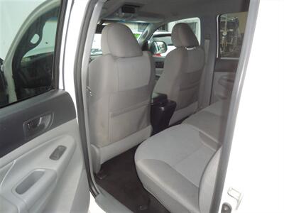 2012 Toyota Tacoma PreRunner V6 - Photo 16 - Van Nuys, CA 91405