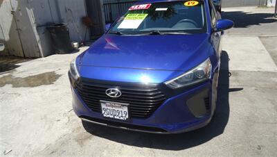 2019 Hyundai IONIQ Hybrid Blue - Photo 5 - Van Nuys, CA 91405