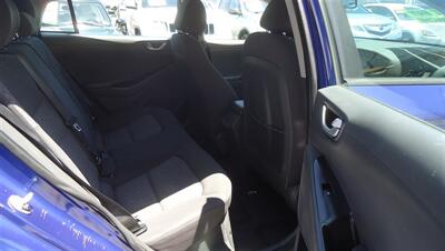 2019 Hyundai IONIQ Hybrid Blue - Photo 11 - Van Nuys, CA 91405