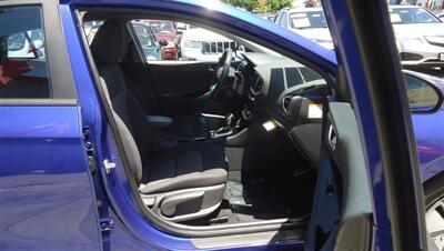 2019 Hyundai IONIQ Hybrid Blue - Photo 13 - Van Nuys, CA 91405