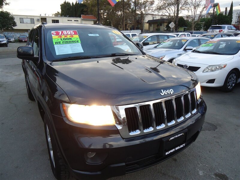 2013 Jeep Grand Cherokee Laredo   - Photo 1 - Van Nuys, CA 91405