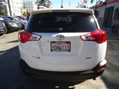 2015 Toyota RAV4 XLE - Photo 9 - Van Nuys, CA 91405