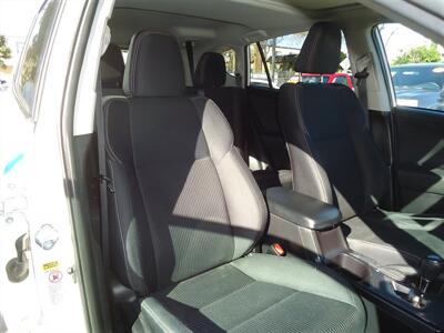 2015 Toyota RAV4 XLE - Photo 15 - Van Nuys, CA 91405