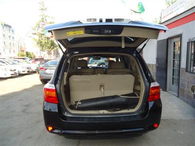 2009 Toyota Highlander Limited   - Photo 9 - Van Nuys, CA 91405