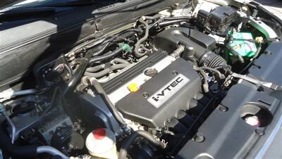 2005 Honda CR-V LX - Photo 21 - Van Nuys, CA 91405