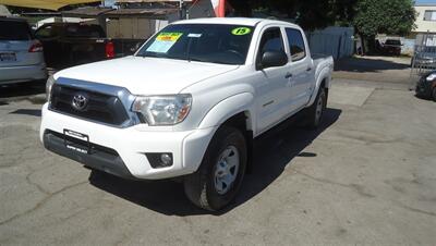 2015 Toyota Tacoma PreRunner V6 - Photo 6 - Van Nuys, CA 91405