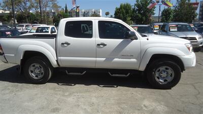 2015 Toyota Tacoma PreRunner V6 - Photo 3 - Van Nuys, CA 91405
