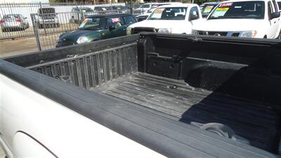 2015 Toyota Tacoma PreRunner V6 - Photo 11 - Van Nuys, CA 91405
