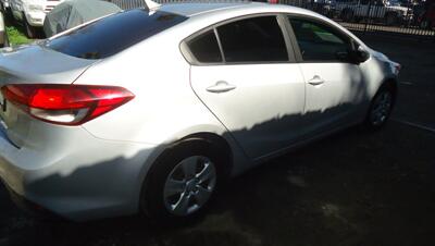 2018 Kia Forte LX   - Photo 3 - Van Nuys, CA 91405