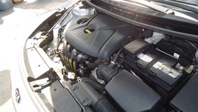 2017 Kia Forte5 LX   - Photo 27 - Van Nuys, CA 91405