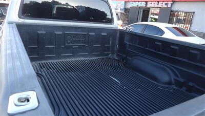 2004 Toyota Tundra SR5   - Photo 9 - Van Nuys, CA 91405