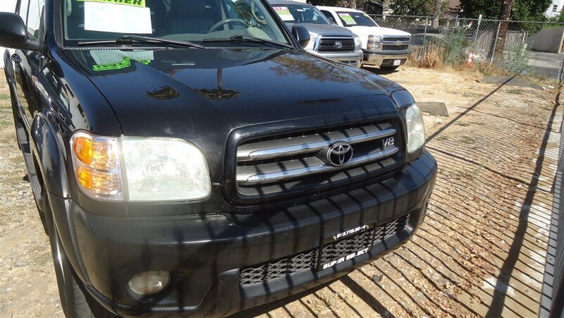 2004 Toyota Sequoia Limited   - Photo 1 - Van Nuys, CA 91405