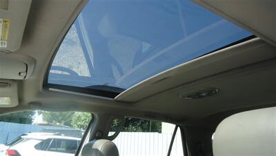 2004 Toyota Sequoia Limited - Photo 16 - Van Nuys, CA 91405