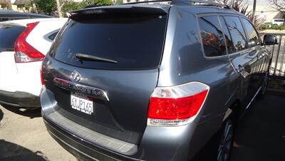 2013 Toyota Highlander Plus   - Photo 6 - Van Nuys, CA 91405