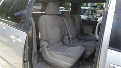 2006 Toyota Sienna LE 8 Passenger - Photo 12 - Van Nuys, CA 91405