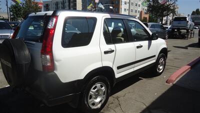 2006 Honda CR-V LX   - Photo 4 - Van Nuys, CA 91405