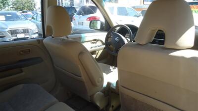 2006 Honda CR-V LX   - Photo 13 - Van Nuys, CA 91405