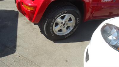 2003 Jeep Liberty Limited - Photo 5 - Van Nuys, CA 91405