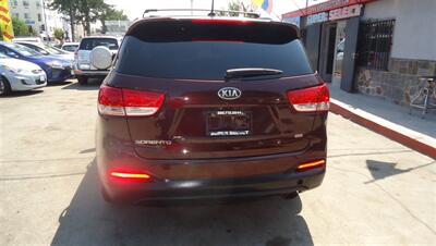 2016 Kia Sorento LX   - Photo 8 - Van Nuys, CA 91405