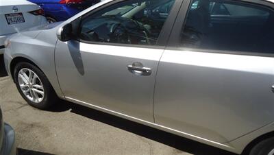 2011 Kia Forte EX - Photo 6 - Van Nuys, CA 91405