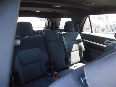 2016 Ford Explorer XLT   - Photo 16 - Van Nuys, CA 91405